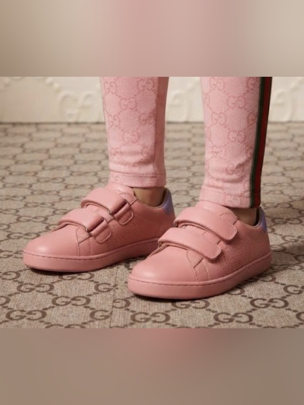 Authentic Gucci luxury designer GG baby girl pink leather sneakers SZ 10
